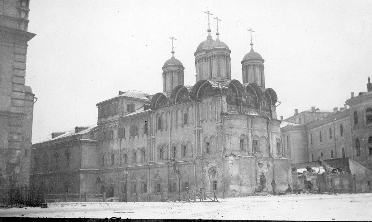 Архангельский собор Московского Кремля до революции