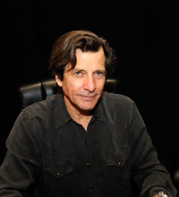 Дирк Бенедикт на выставке Chiller Theatre 2012 в Парсиппани Хилтон в Парсиппани, штат Нью-Джерси. 
Фото: Бобби Банк / WireImage