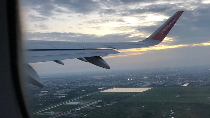 вид из окна при вылете из аэропорта Бангкок (BKK)