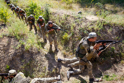 А пока ВСУ Украины готовятся к отражению агрессии.