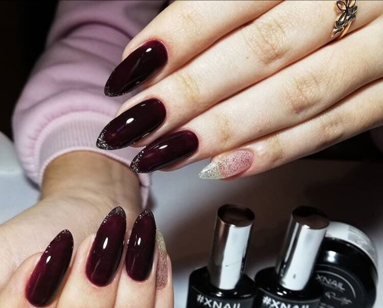 В работе использованы материалы #XNAIL, финишное покрытие: Силиконовая база без липкого слоя!