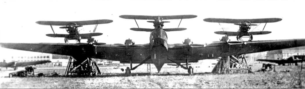 ТБ-3 с тремя И-5