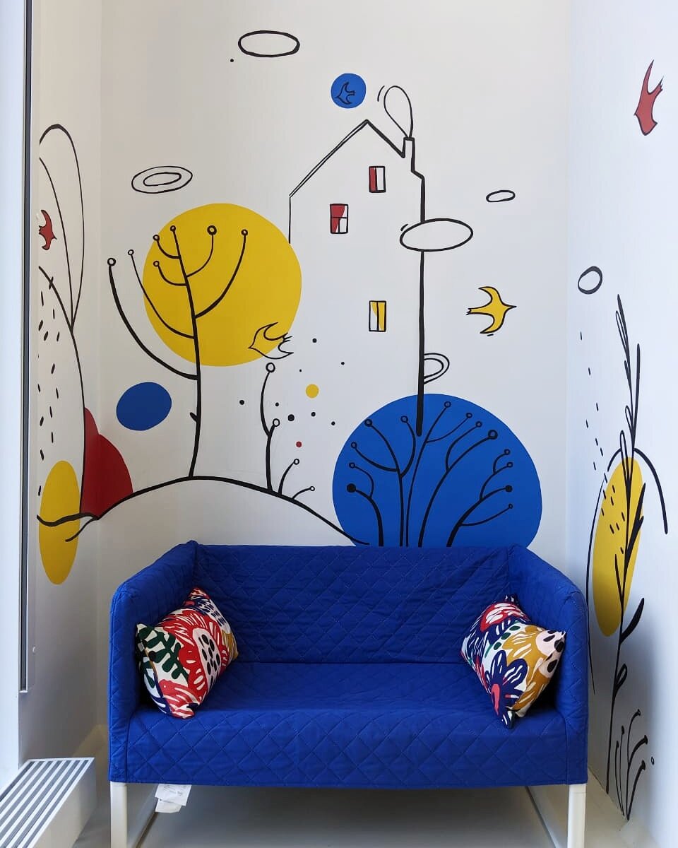 Роспись стен в детском центре. Ксения Траннуа.