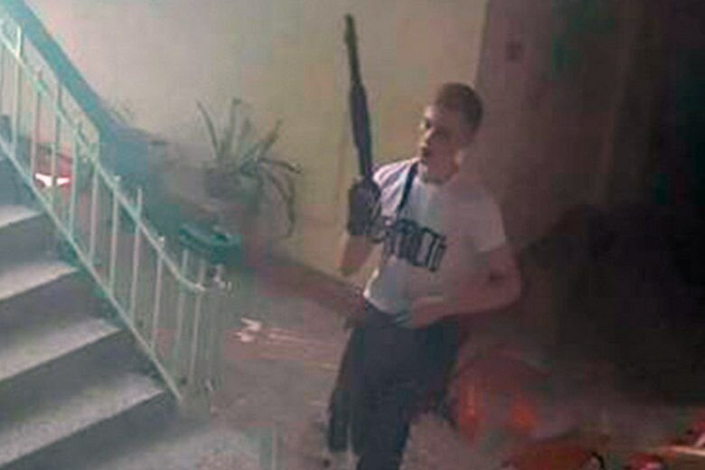 Массовое убийство в керченском политехническом колледже фото