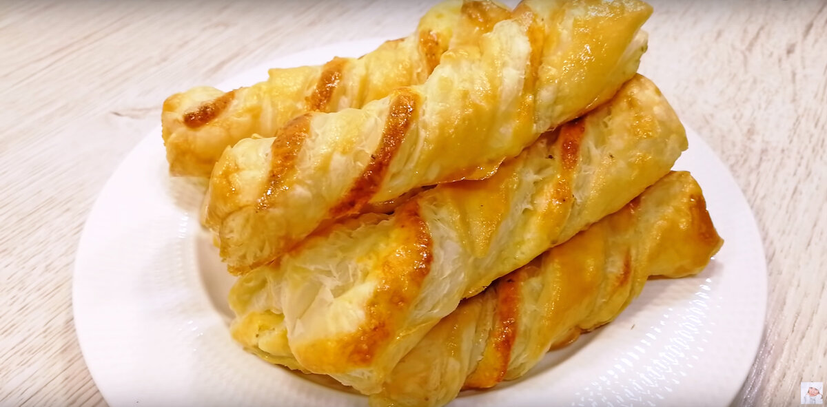 Нежные, ароматные творожно-сырные палочки за 20 минут понравятся абсолютно всем!