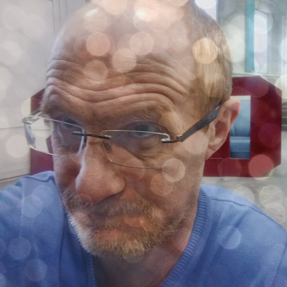 Что-то происходит вокруг