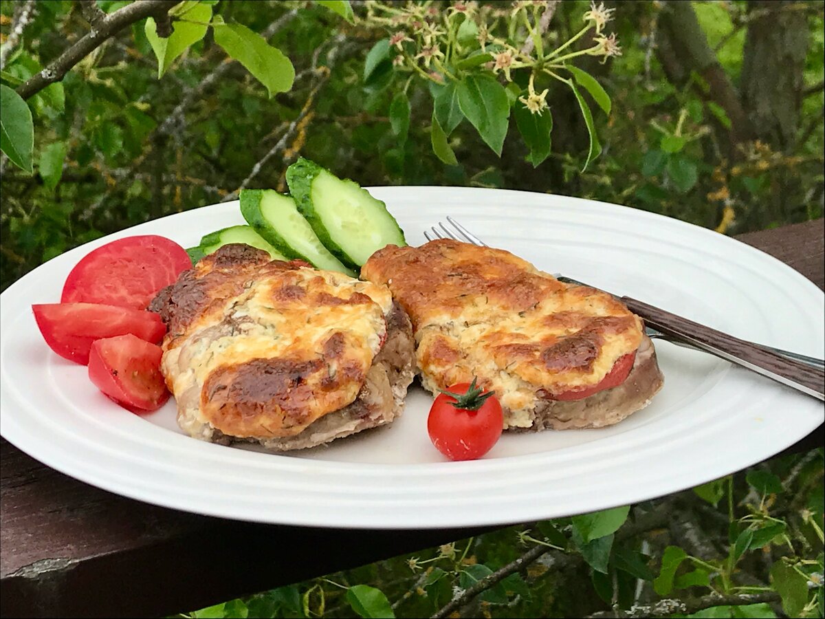 Мясо по-французски или свинина порционная под шубой: как не назови,  получилось вкусно и сытно | Домохозяйка со стажем Галина | Дзен