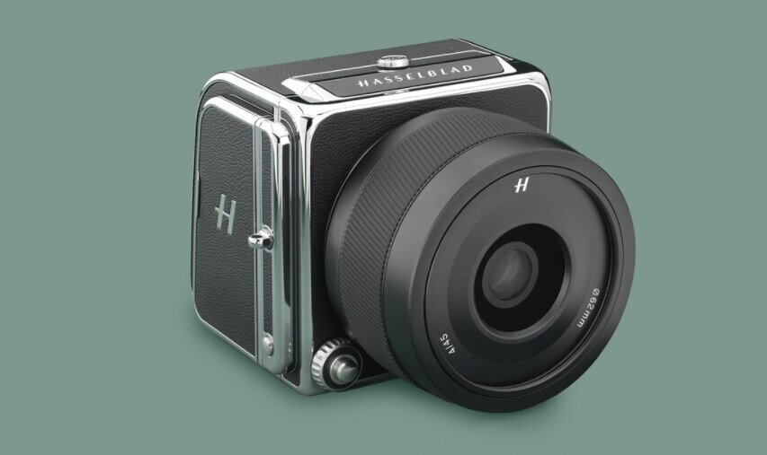 Hasselblad 907 и CFV II 50C выглядит странно, но пользоваться им очень весело. Hasselblad