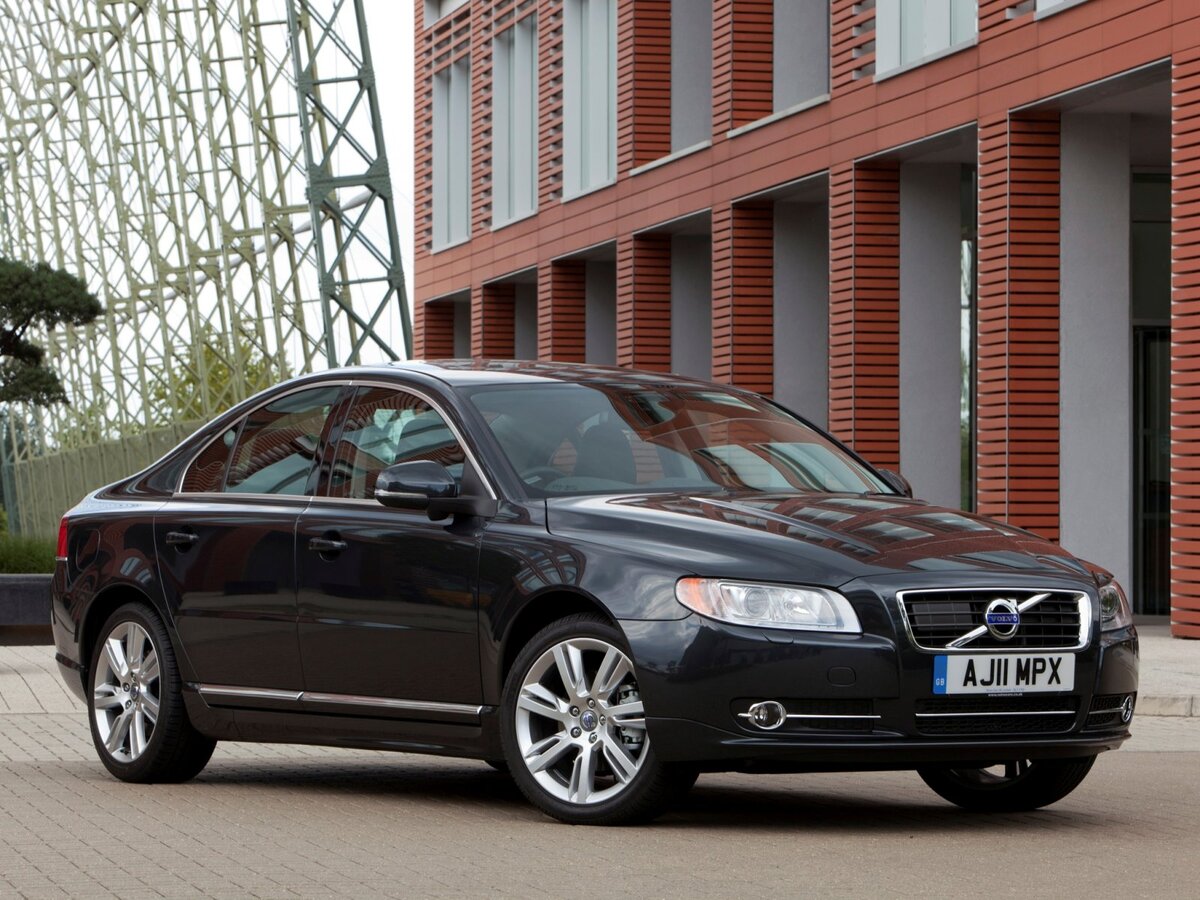 Volvo S80