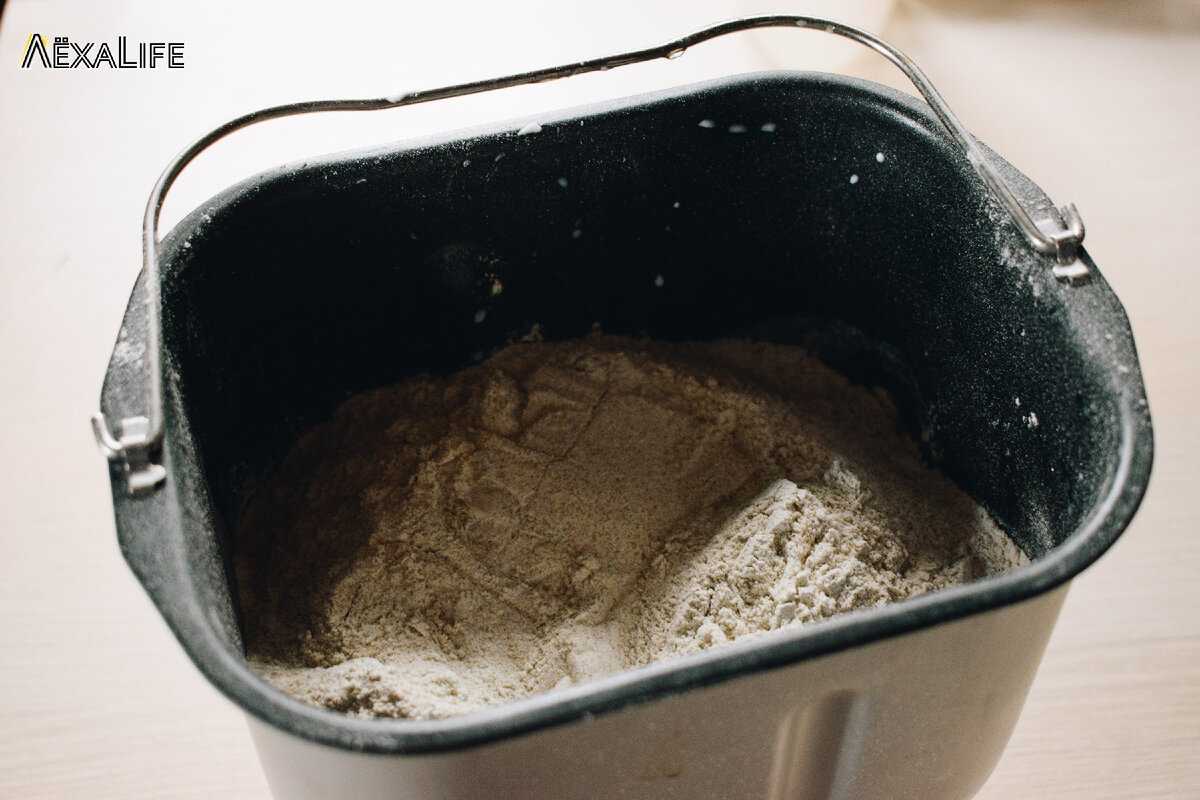 Фотографии хлеба нет, так как его сразу же съели)