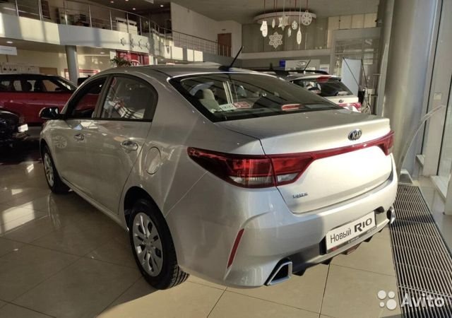 KIA RIO 