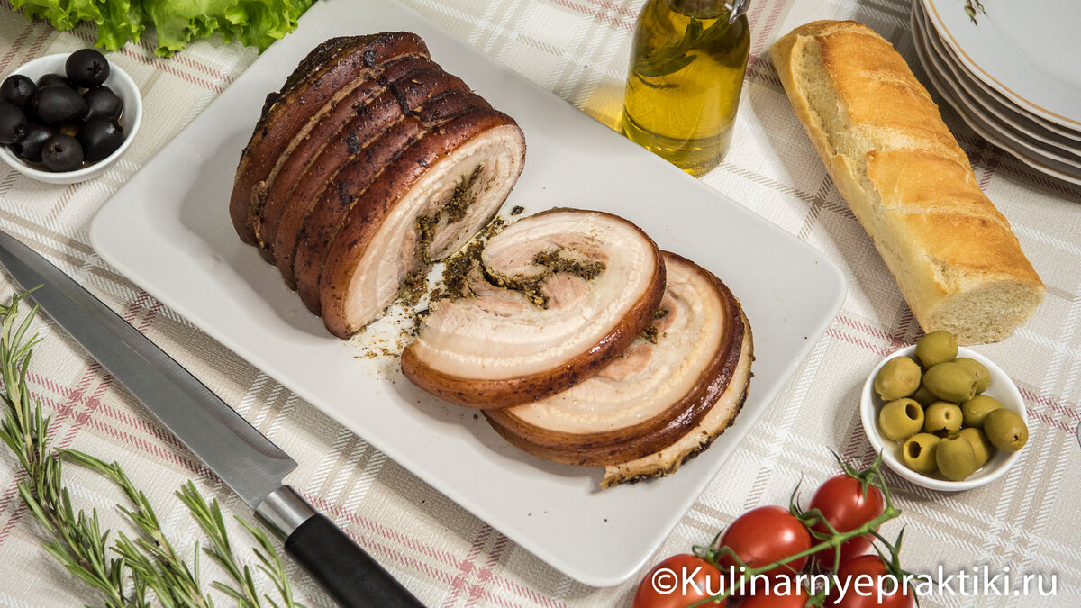 Итальянская поркетта - рецепт нежной и ароматной свиной грудинки со специями. Особенности приготовления в домашних условиях