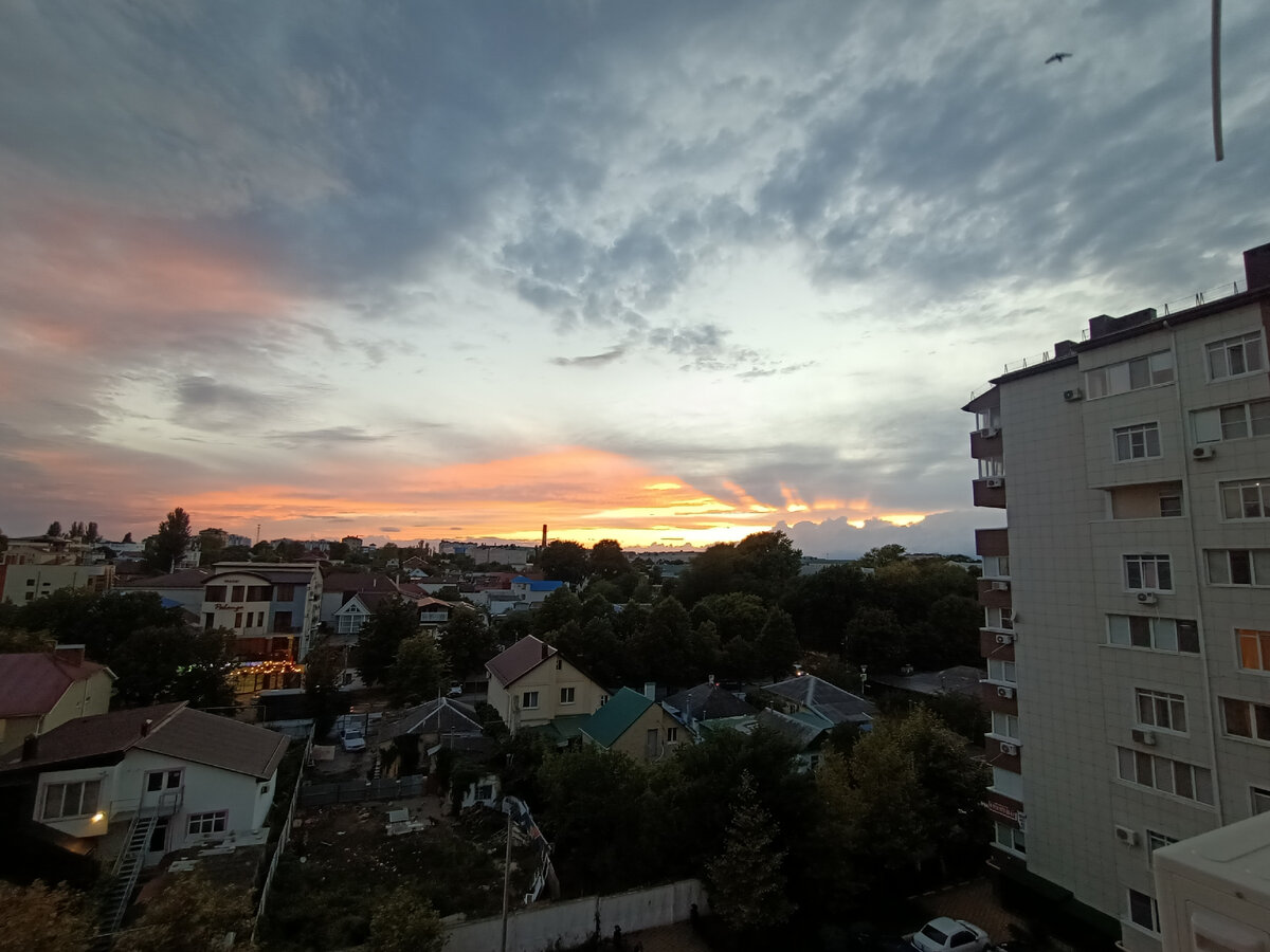 Закат из окна