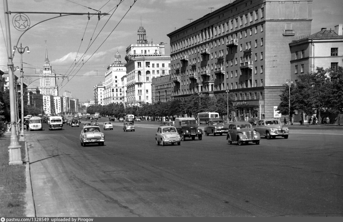 дом на кутузовском проспекте где жил брежнев в москве