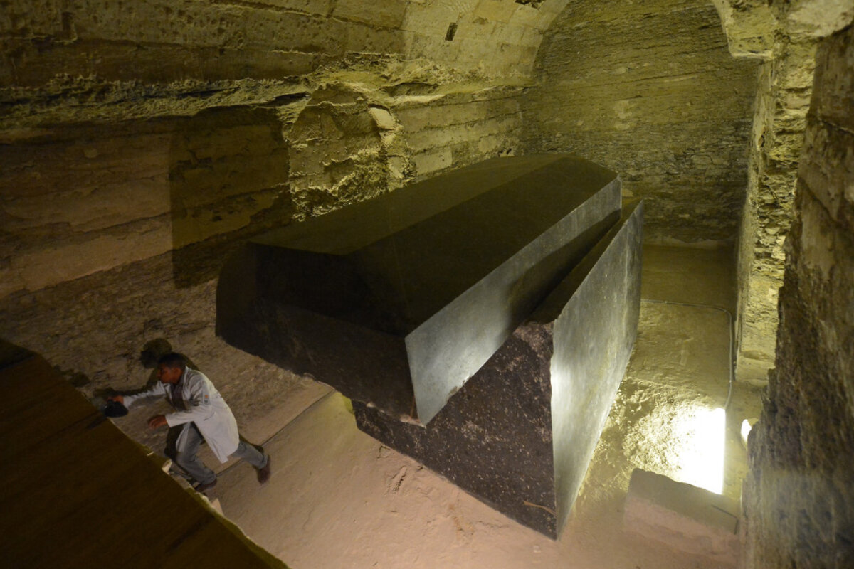 Загадка чёрных саркофагов Египта. Памятники древней цивилизации или следы пришельцев?