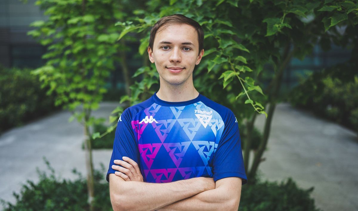 Леон Nine Кирилин