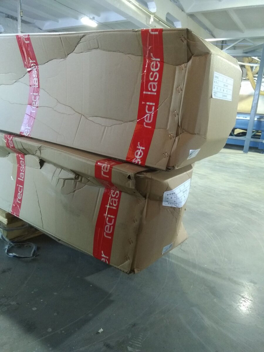 Лазерные трубки чудом остались целые