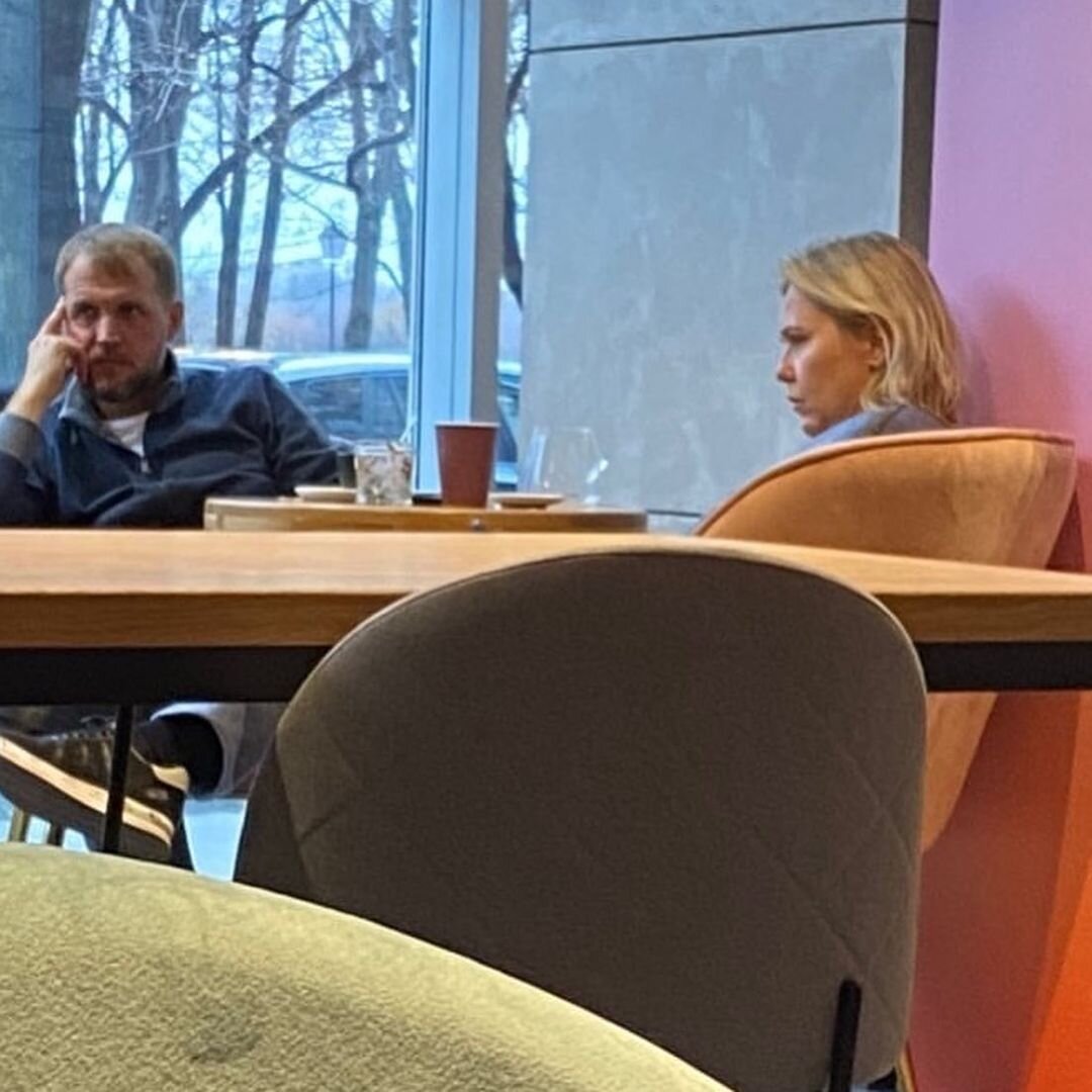 Джулия Ванг Фотошоп Фэйк Фейк ТОмас Винзор Томас Виндзор Thomas Winsor ТНТ БЭ Битва Экстрасенсов @thomas__winsor thomas_winsor JUlie Vang Julia Vang v-xv.ru ванг