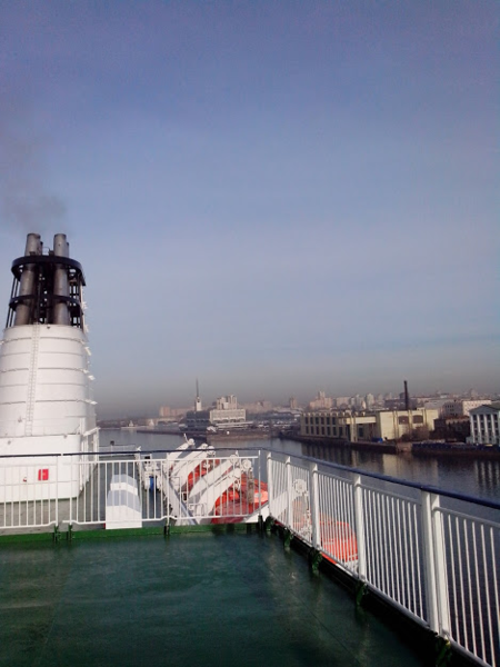 Вид на Морвокзал в Петербурге. Фото автора