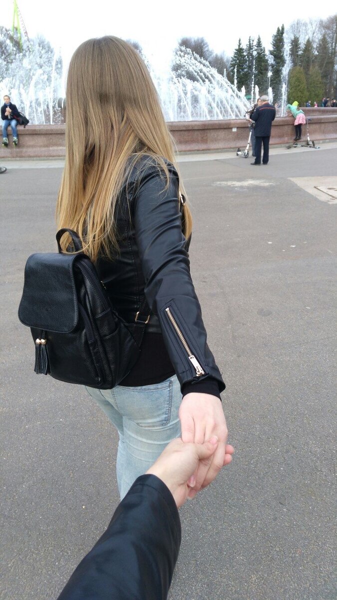 Примерно 2016 год, к тому моменту года 2 не трогала волосы совсем