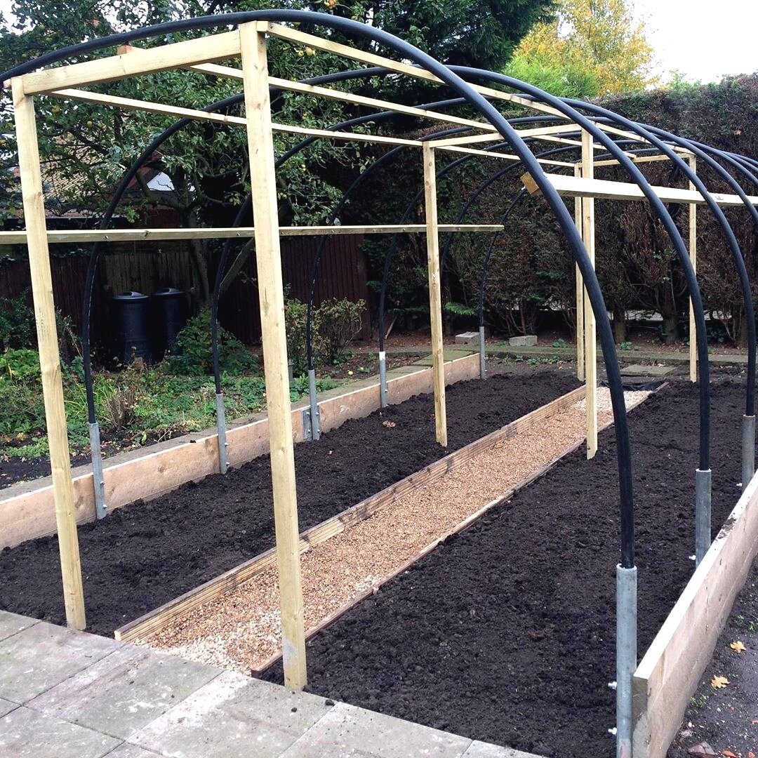 Теплица своими руками Строим теплицы по методике Митлайдера - YouTube