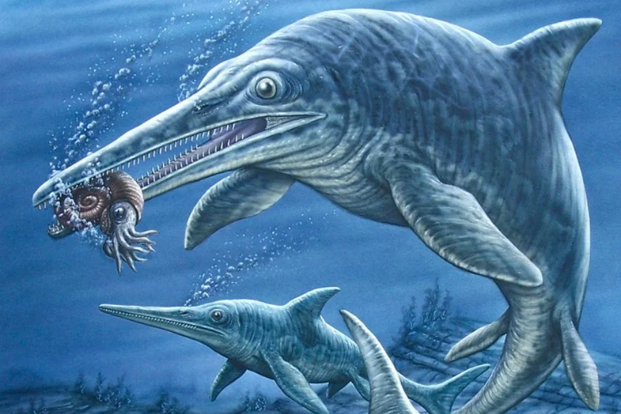 Вымершее морское пресмыкающееся с рыбообразным телом. Ихтиозавр мезозой. Ихтиозавр Эра. Мезозойская Эра ихтиозавры. Ихтиозавры, плезиозавры, мозазавры.