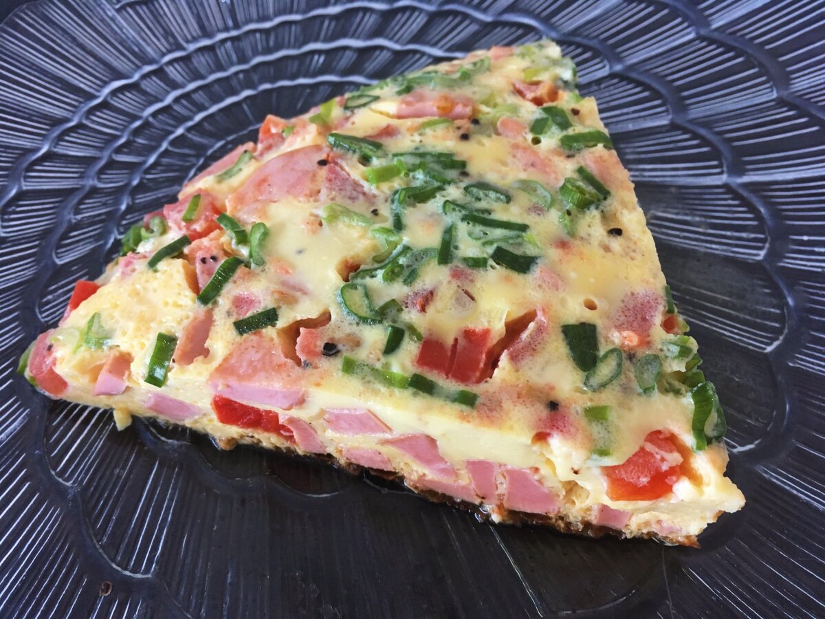 Сочный, нежный, сытный, воздушный омлет. Прекрасный завтрак для всей семьи.