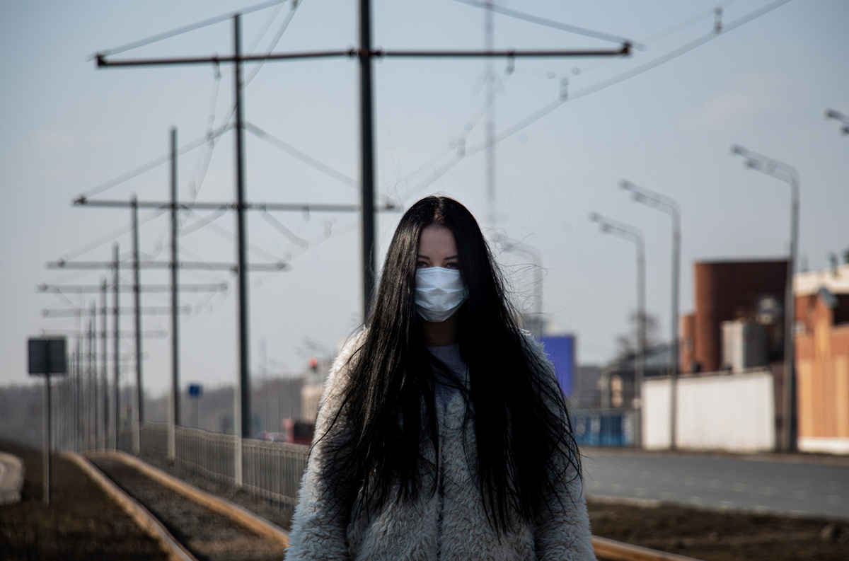 Ношени масок не исключает заражения, но понижает его вероятность в разы