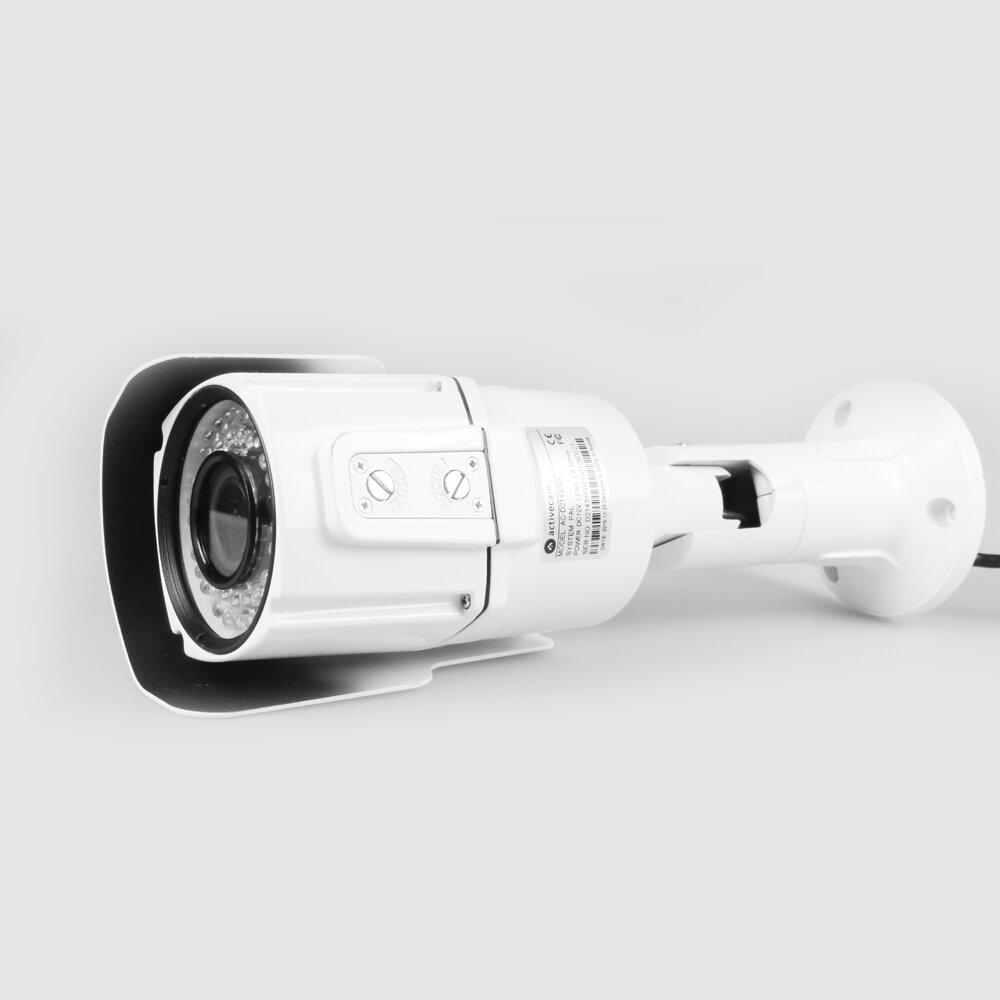 Камера с вариофакальным объективом