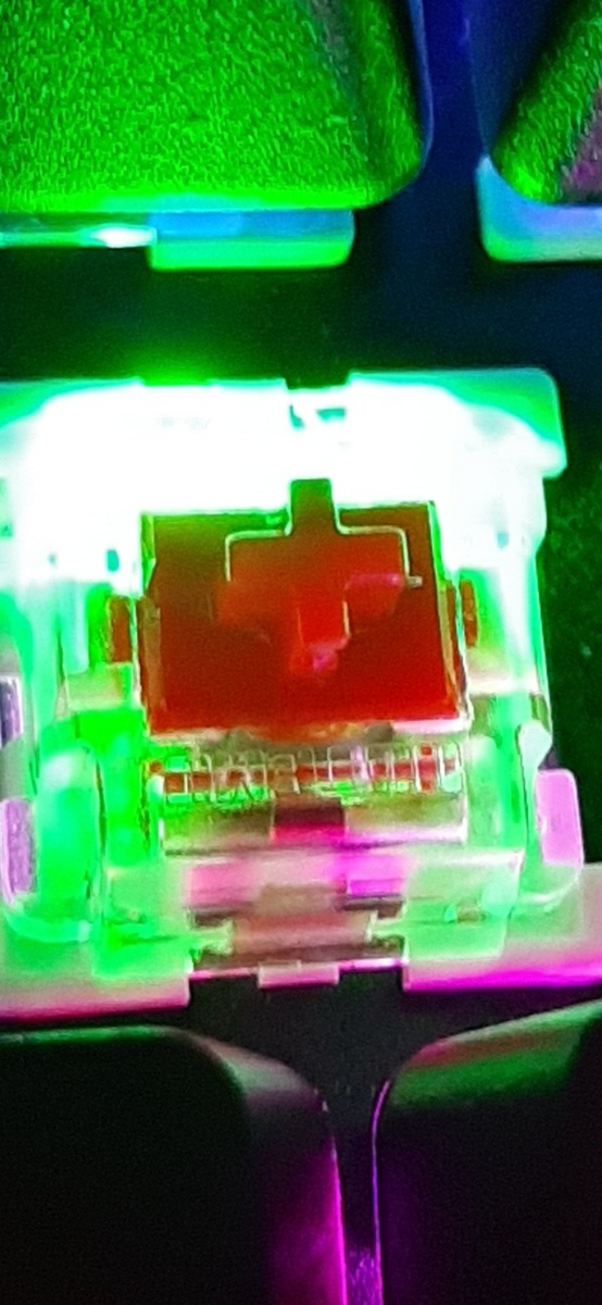 Свитч (Dexp Saber)