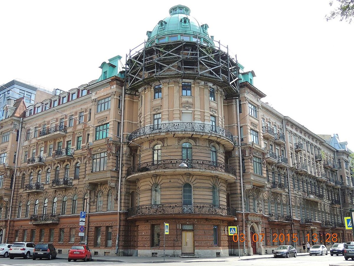 Дом № 1 по Тверской улице Санкт-Петербурга, где в квартире Иванова собирались гафизиты