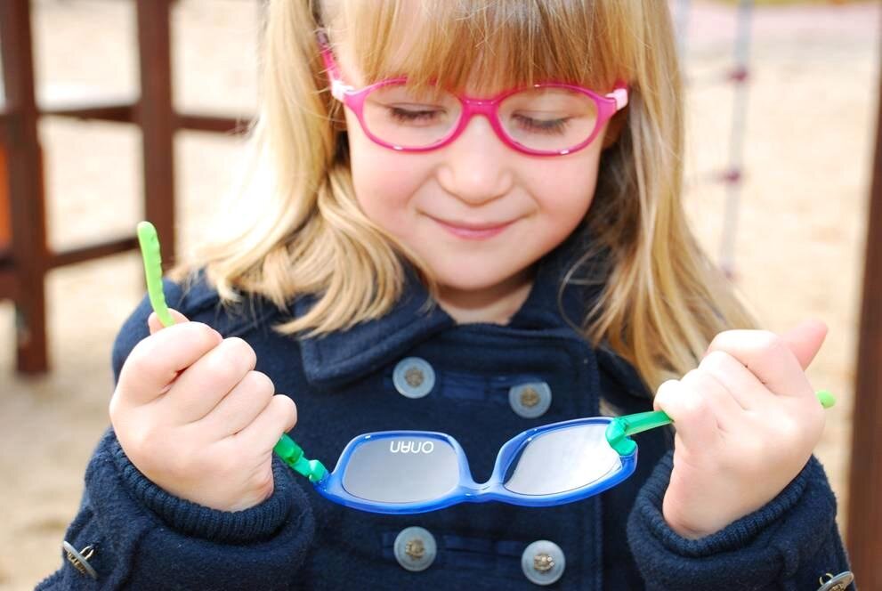 Активный ребенок: какие прочные и безопасные очки выбрать?