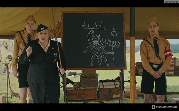 Фашистская пропаганда. Кадр из фильма.