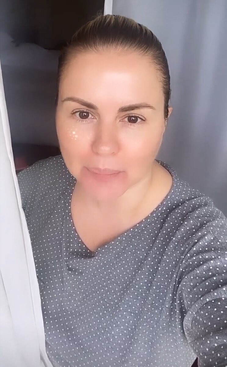 Анна Семенович: фото с соц сетей