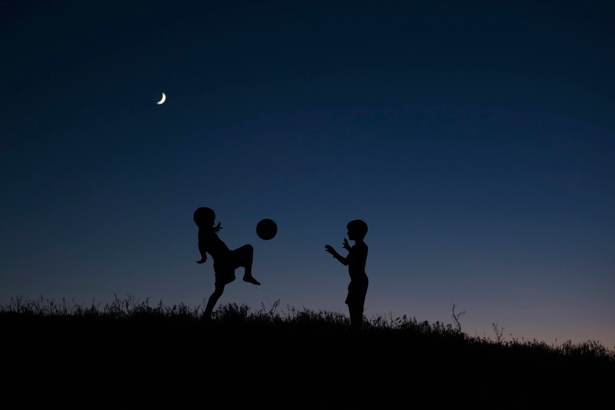 уже вечер...