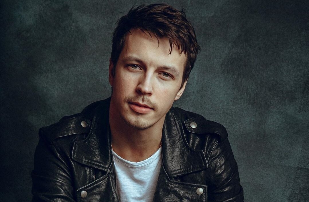 Денис Васильев, источник фото: https://yandex.ru/images/