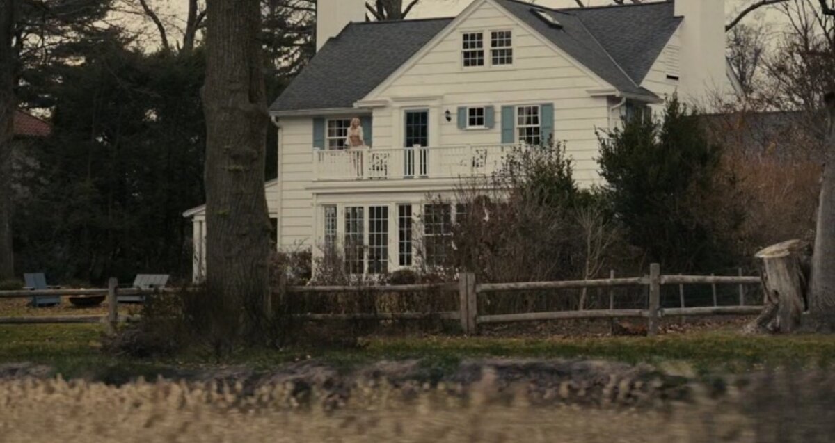 Дом мечты и отношения мечты - на балконе Меган