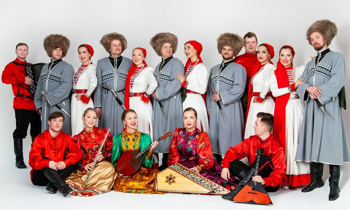 Казачий ансамбль "АТАМАН" им. А.М. Красноперца.