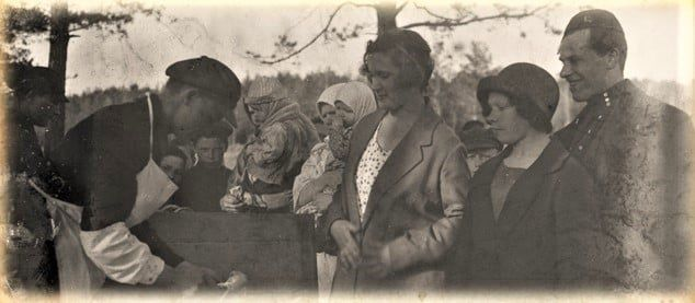 Буфет в Зелёной роще, 1927. Фотофонд ГАСО