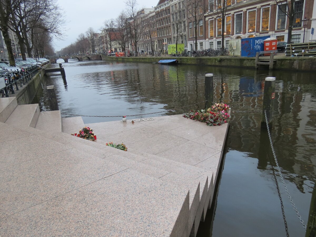 Каким я увидела Гомомонумент, фото автора