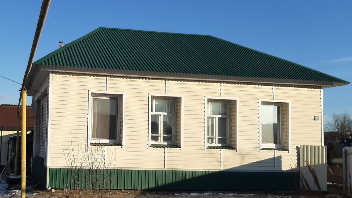 Наш дом обшит пластиковым сайдингом 15 лет назад