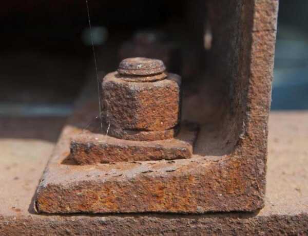 Прикипевшая гайка