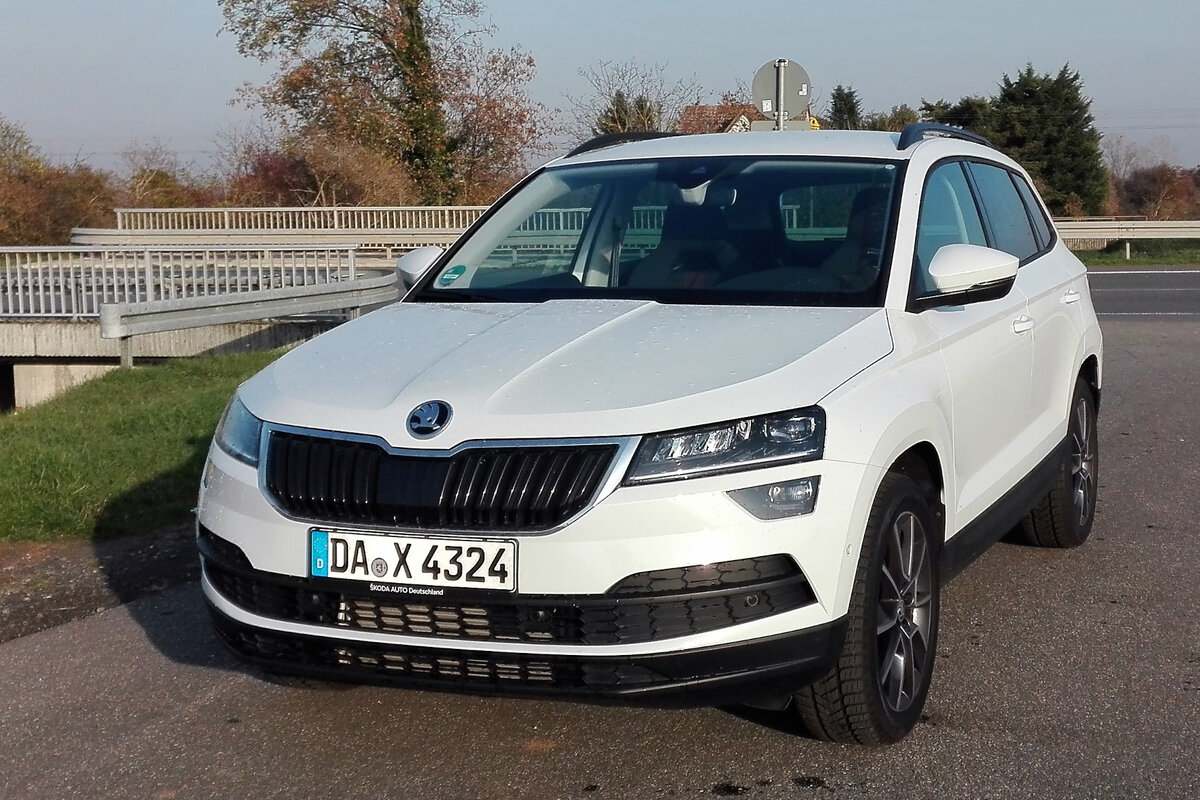 Компактный внедорожник Karoq на данный момент  одна из самых популярных моделей Skoda.