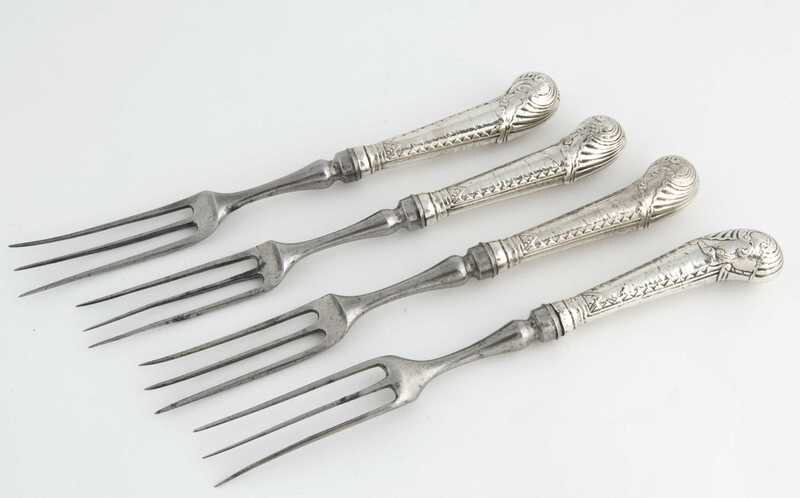 Столовые приборы XVIII века. Источник фото: Wikimedia Commons