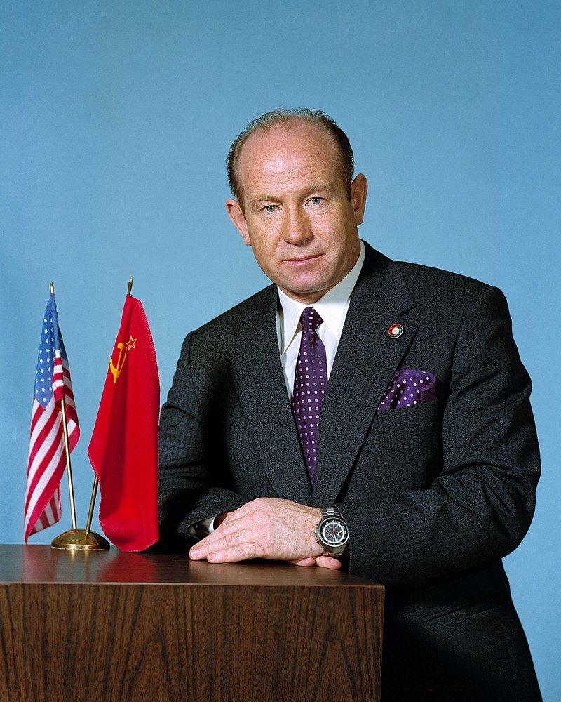 Алексей Архипович Леонов