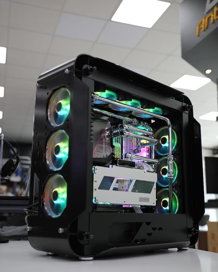 oyun pc baki satilir komputer gaming baki oyun pc bakida 