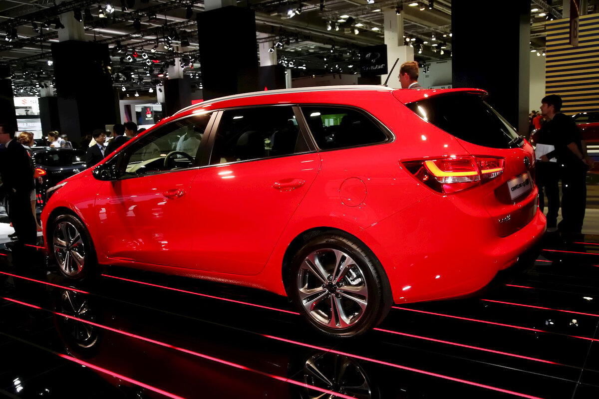 Kia Ceed SW. Источник фото яндекс.Картинки