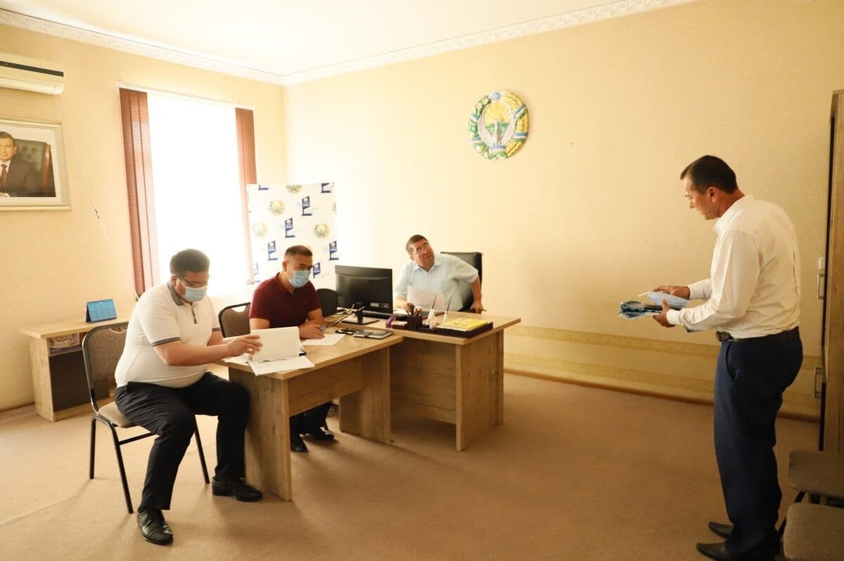 Қабул жараёнидан фото лавҳалар