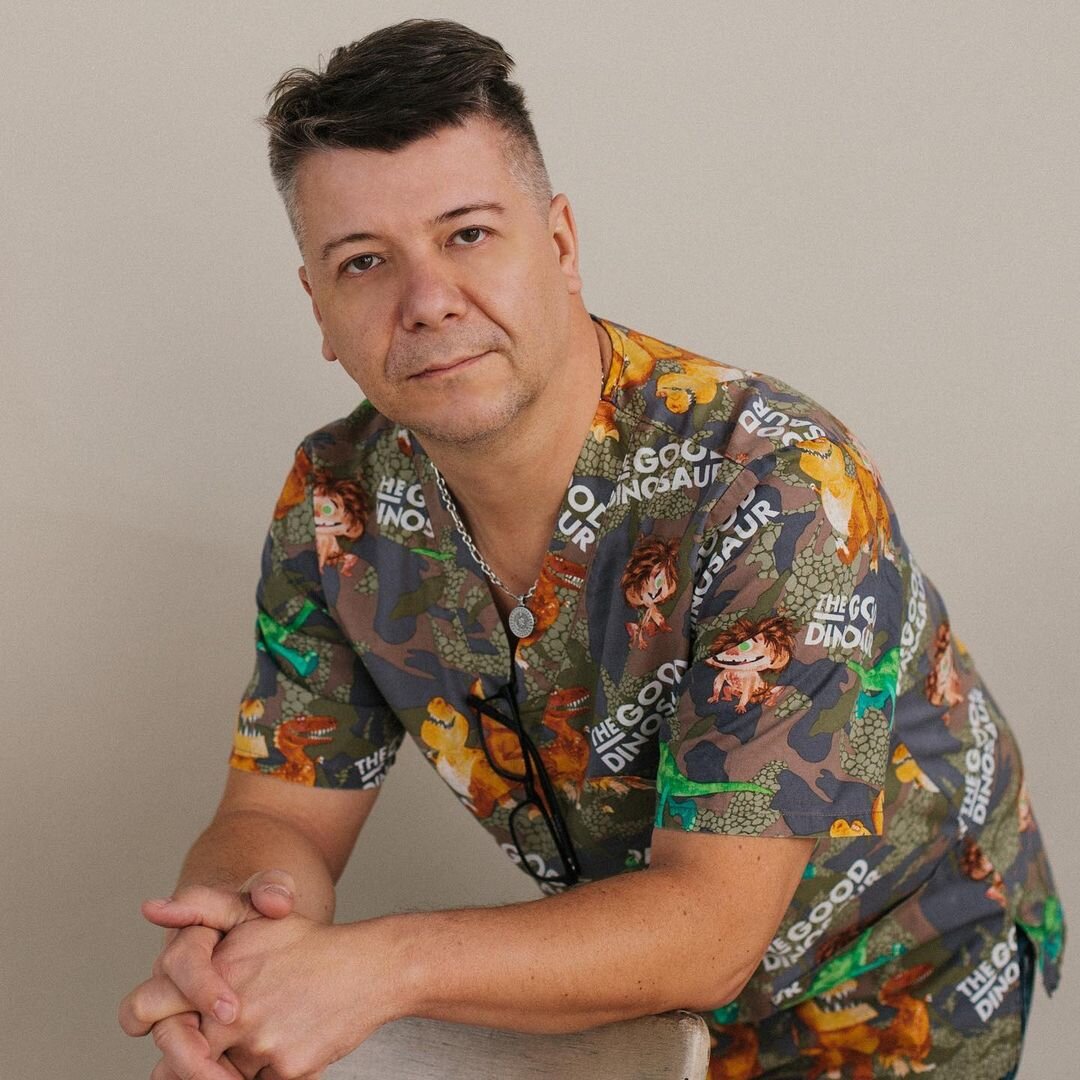 Ребенок плачет во время массажа: что делать?