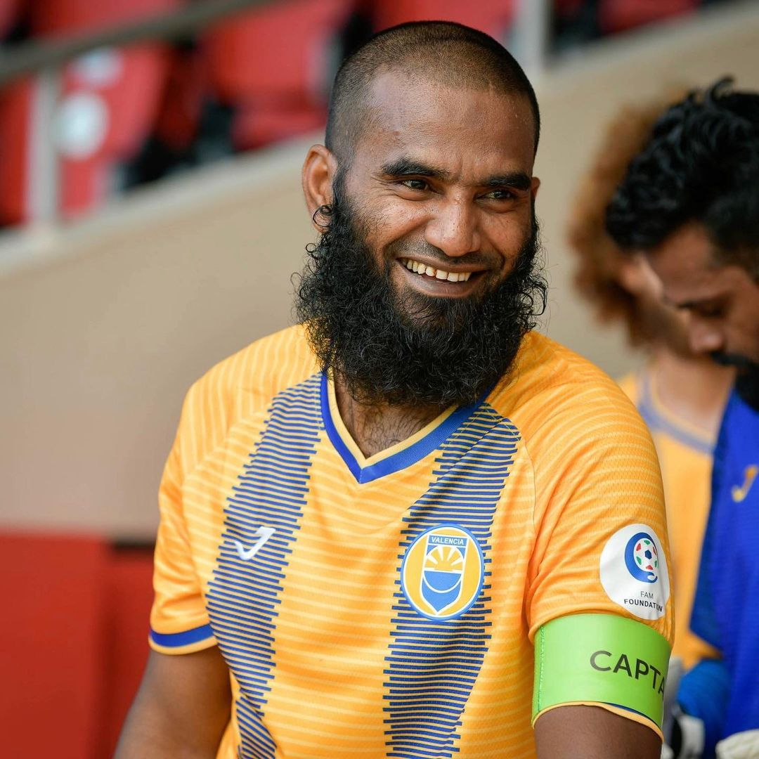 Али Ашфак — 75 тыс €